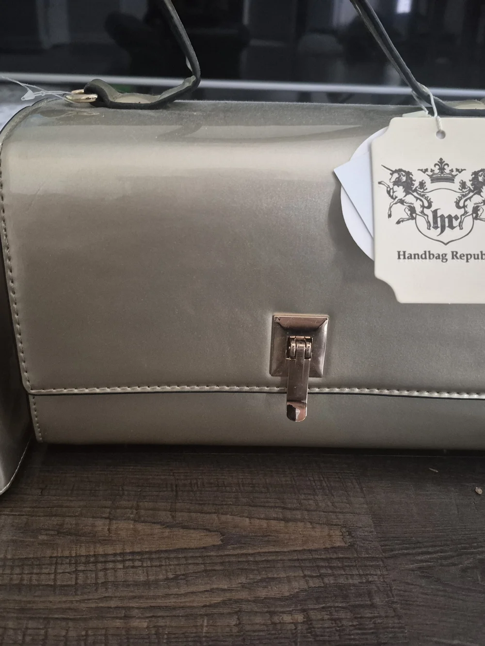 NWT Handbag Republic Gold Metallic Structured Bag & Wallet Set